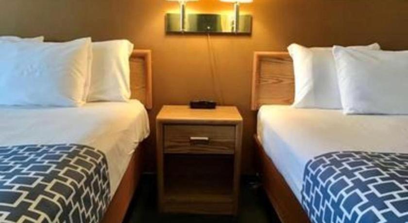 Travelodge By Wyndham Powell Bagian luar foto
